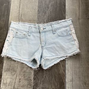 Tractr light denim and lace shorts. Girls size 14.